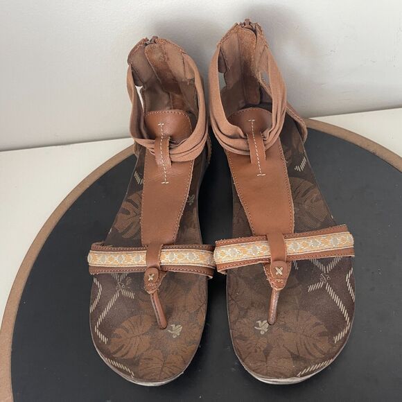 Cushe‎ Clover Thong Gladiator Sandal Women Size 8 Brown Zip Up Flats - Picture 4 of 13
